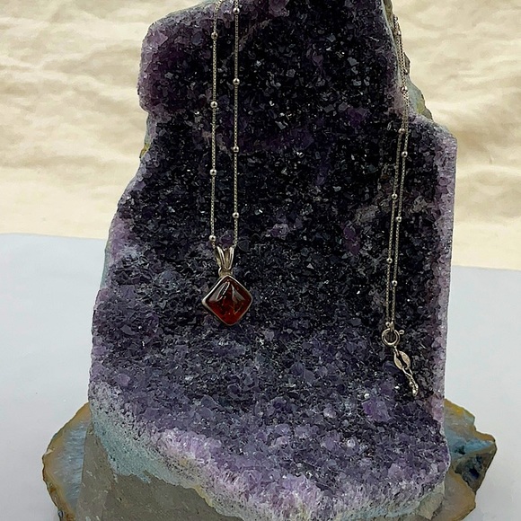 Vtg.18”Italian Sterling Silver Necklace W/Diamond Shaped Amber Gemstone Pendant - Picture 5 of 9